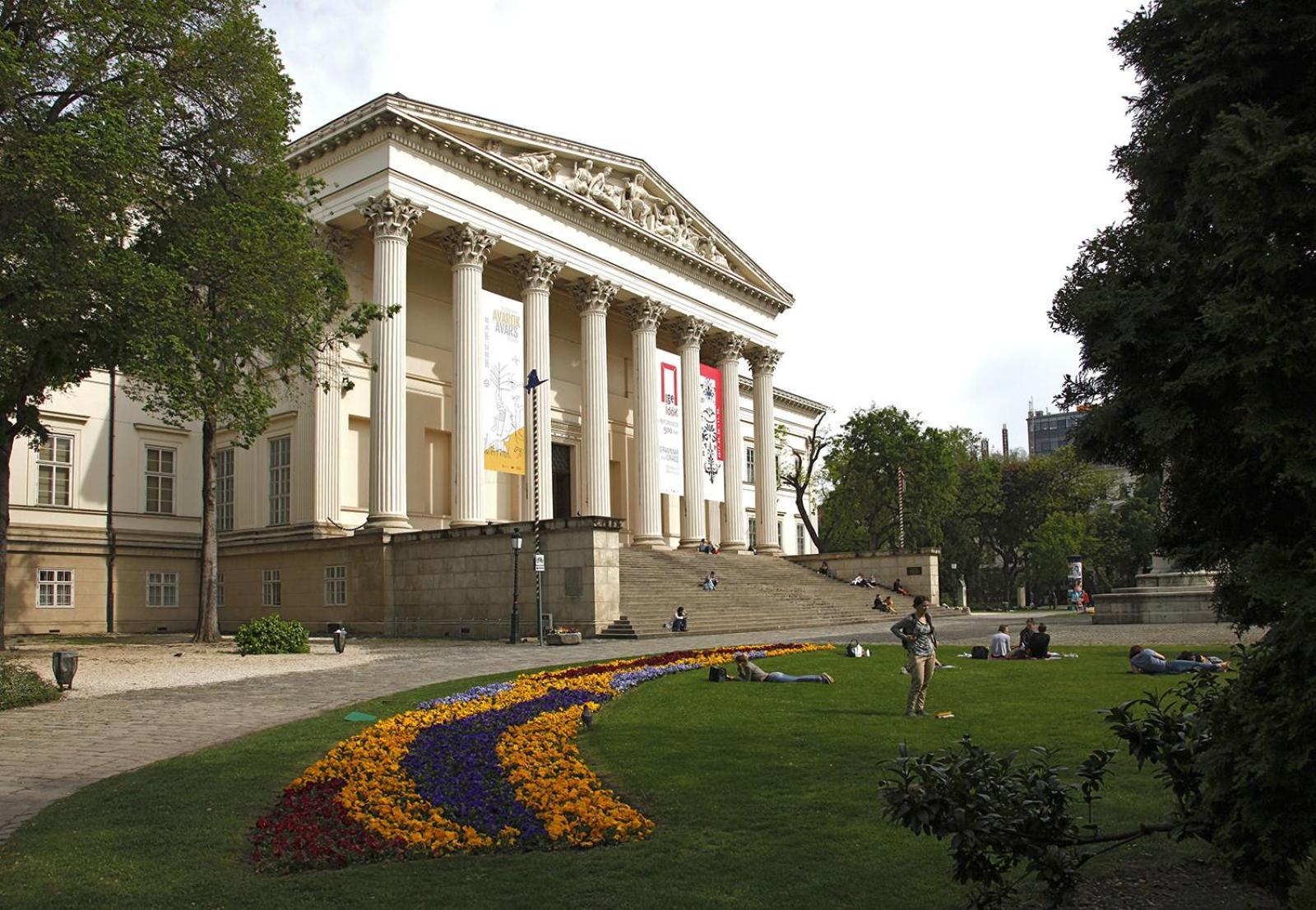 Real Apartments Museum Βουδαπέστη Εξωτερικό φωτογραφία